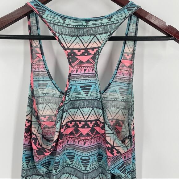 PINK Victoria’s Secret tank top size medium pink blue boho southwest - Picture 7 of 7